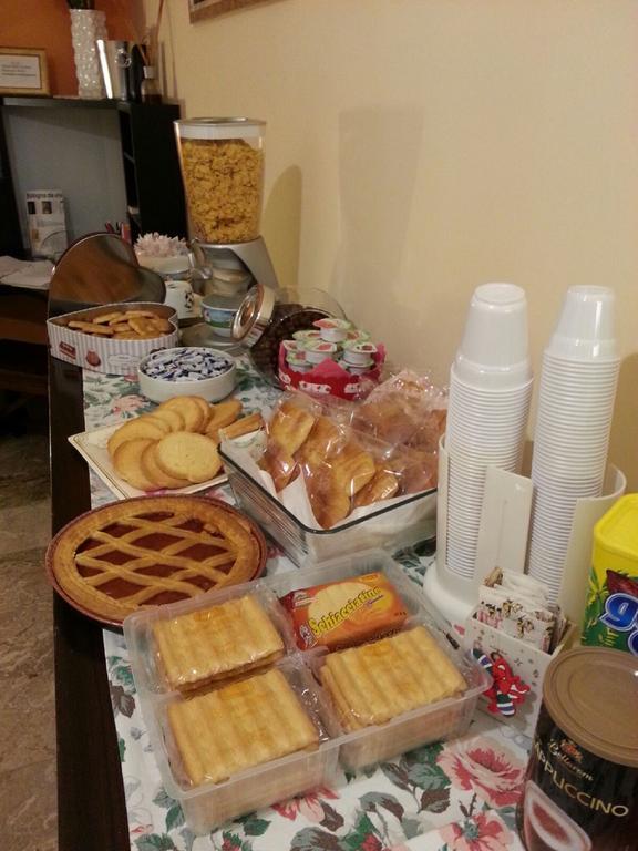 Bed And Breakfast Dolce Vita Bolonia Exterior foto